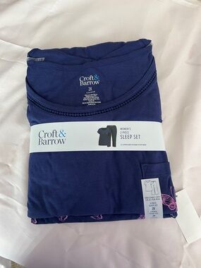 Croft & Barrow Navy Sleep Set with Pink Butterfly Accents